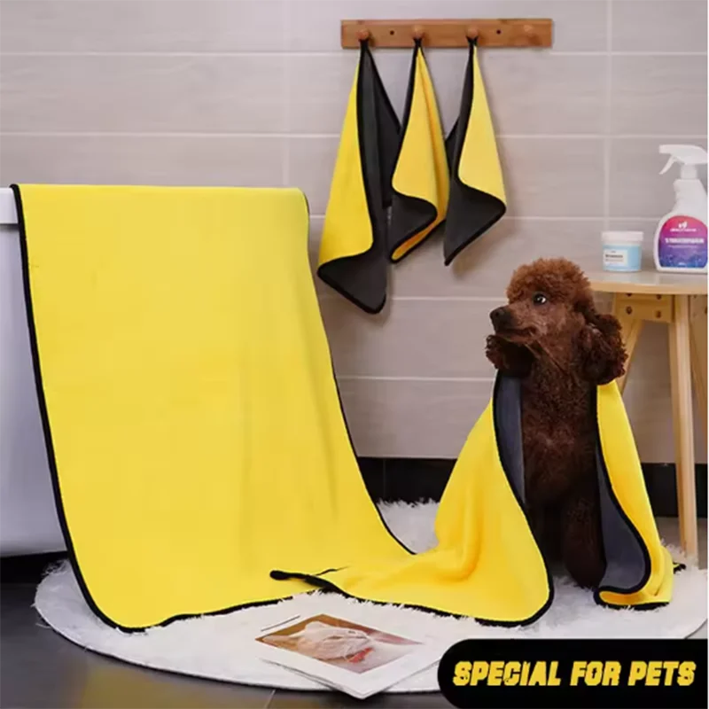 Pet Microfiber Bath Towel — Super Absorbent for Dogs & Cats