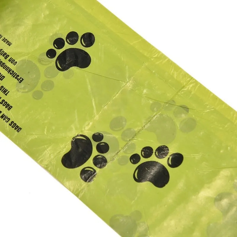 Biodegradable Dog & Cat Waste Bags for Outdoor Use — 15 Bags per Roll
